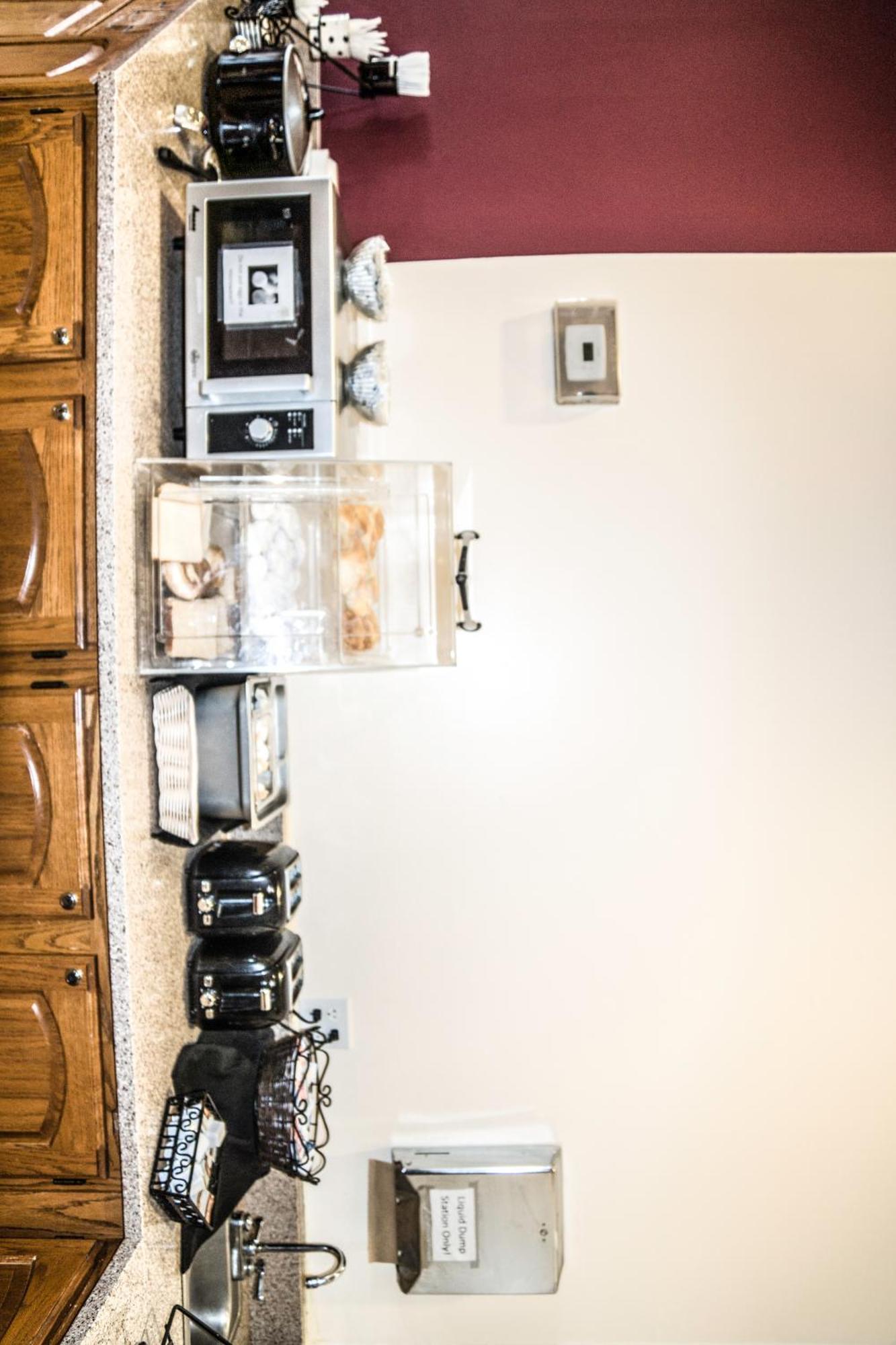 Americas Best Value Inn St. Louis / South Mehlville Extérieur photo