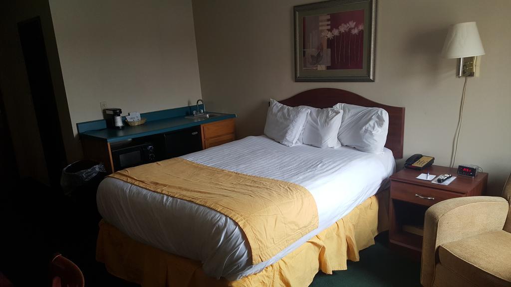 Americas Best Value Inn St. Louis / South Mehlville Extérieur photo